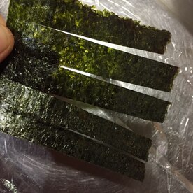 子供用おにぎり 海苔が食べやすいコツあり 幼児食 レシピ 作り方 By りらっくママ 楽天レシピ 子供用おにぎり 海苔が食べやすいコツあり 幼児食 レシピ 作り方 By りらっくママ 楽天レシピ
